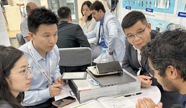 银河集团闪耀2024欧洲智慧能源展丨聚焦创新技术，共筑全球碳中和未来(图11)